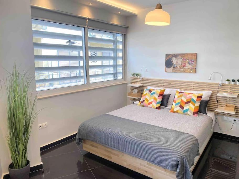 New Amazinglarge Luxury 4Br Suite/1Min Toacropolis Aten Exteriör bild